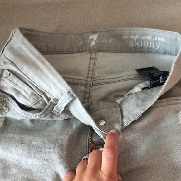7 For all Mankind :: Grey High Waist Skinny Jean - Picture 3 of 3